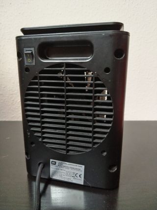 Calefactor cerámico marca OK --- 1 año de garantía