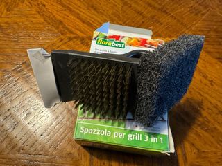 pulisci griglia cucina barbecue