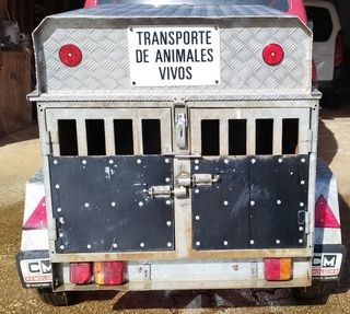 Remolque perros y carga