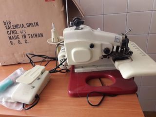 CM-512 Marsew Maquina de Coser Bajos profesional