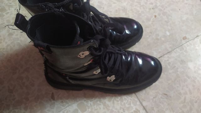 Botines charol niña