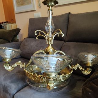 Lámpara de bronce antigua