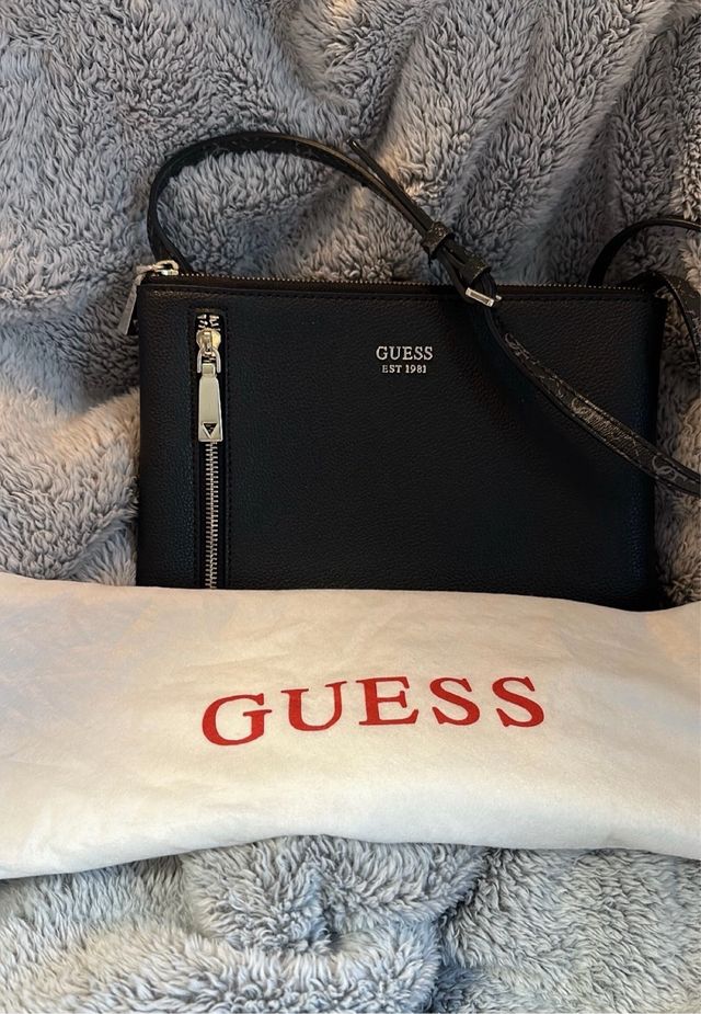 bolso guess