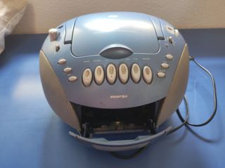 Mini equipo de música "huevo"