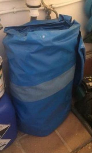 Toldo piscina riñon