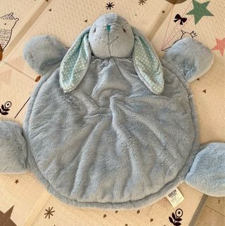 alfombra bebe