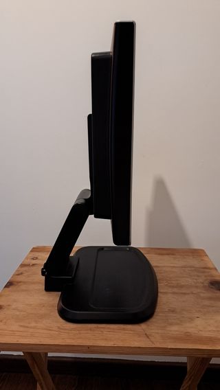 Monitor LCD de 17 pulgadas