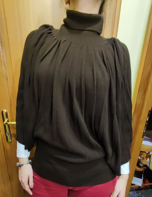 Maglione a pipistrello collo alto donna