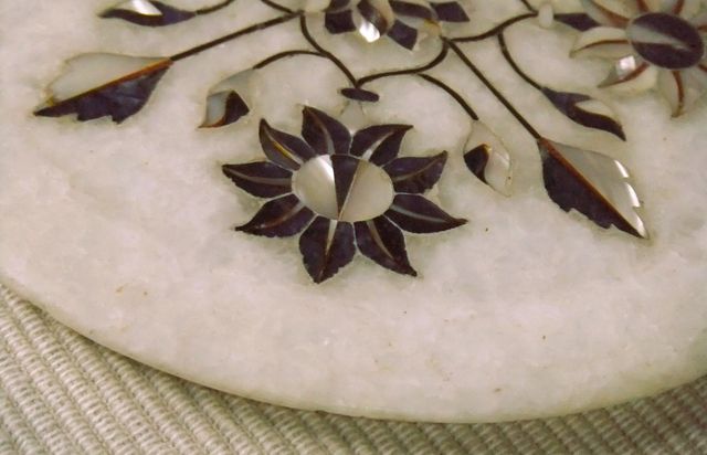 PLATO DE MARMOL CON INCRUSTACIONES INDIA