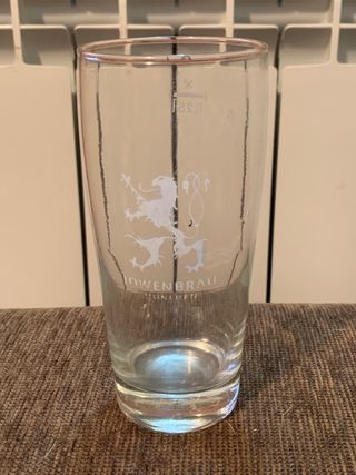 Vaso cerveza Lowenbrau