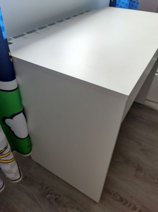 Escritorio blanco 1 m ancho con cajon