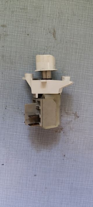 INTERRUPTOR LAVADORA BEKO WML 15106D