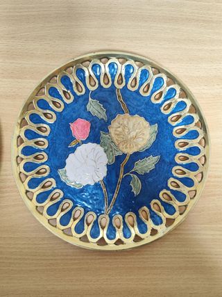 Juego de 2 platos metálicos