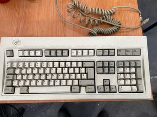 Teclado IBM mecanico