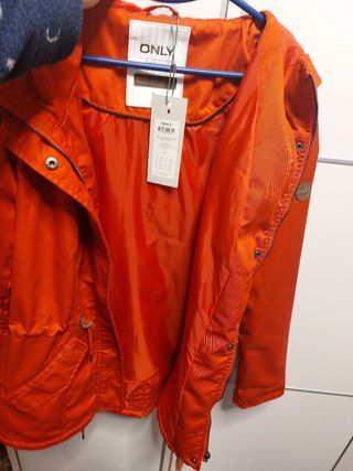 Parka Only sin estrenar