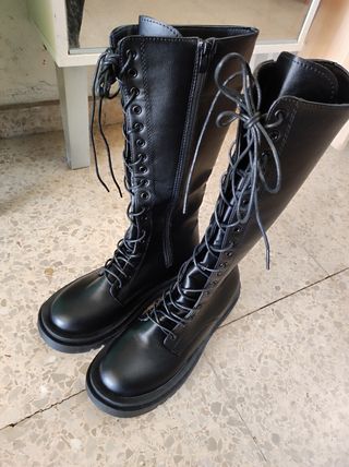 Botas estilo militar 38.5