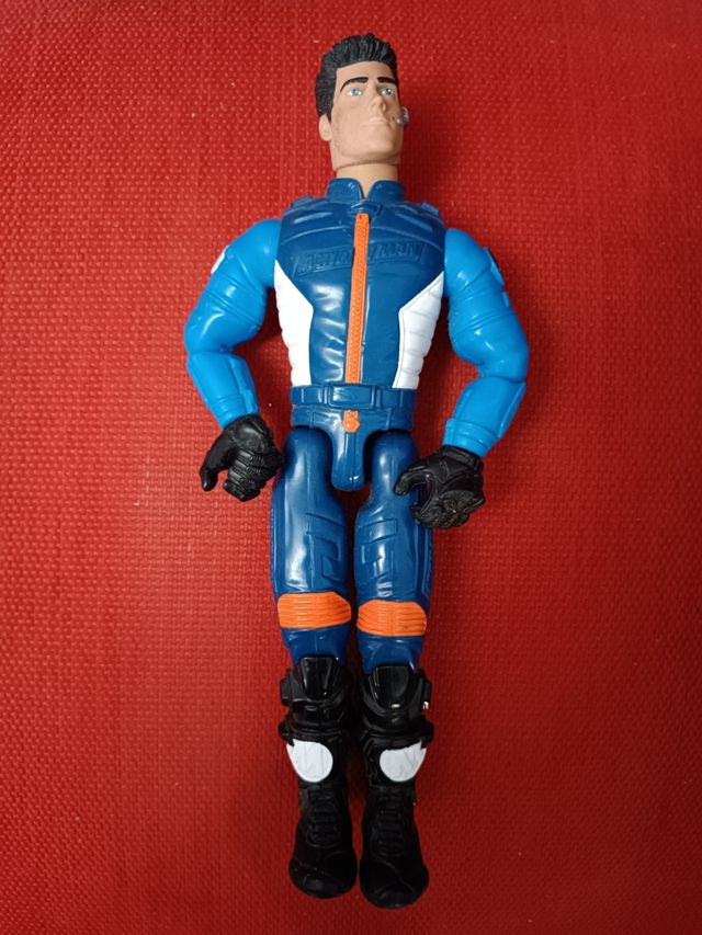 MUÑECO DE ACCIÓN AÑOS 90