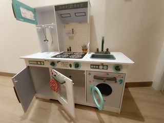 Cocinita infantil de madera