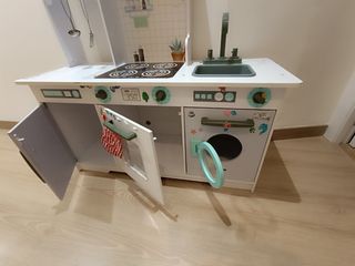 Cocinita infantil de madera