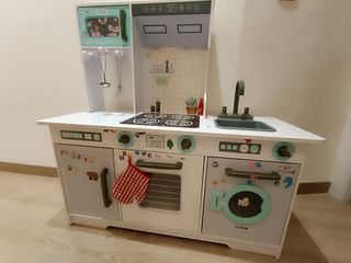 Cocinita infantil de madera