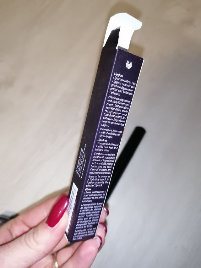 Makeup trucco lip gloss labbra hauschka