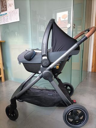 Cochecito trio bebé Confort Adorra