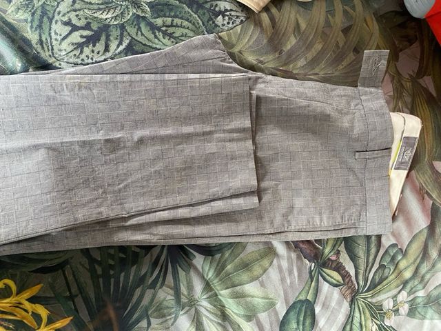 Pantalon pinzas Dockers