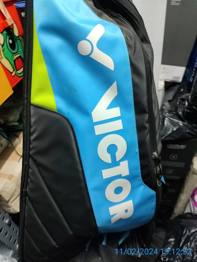 raquetas y raquetero Víctor