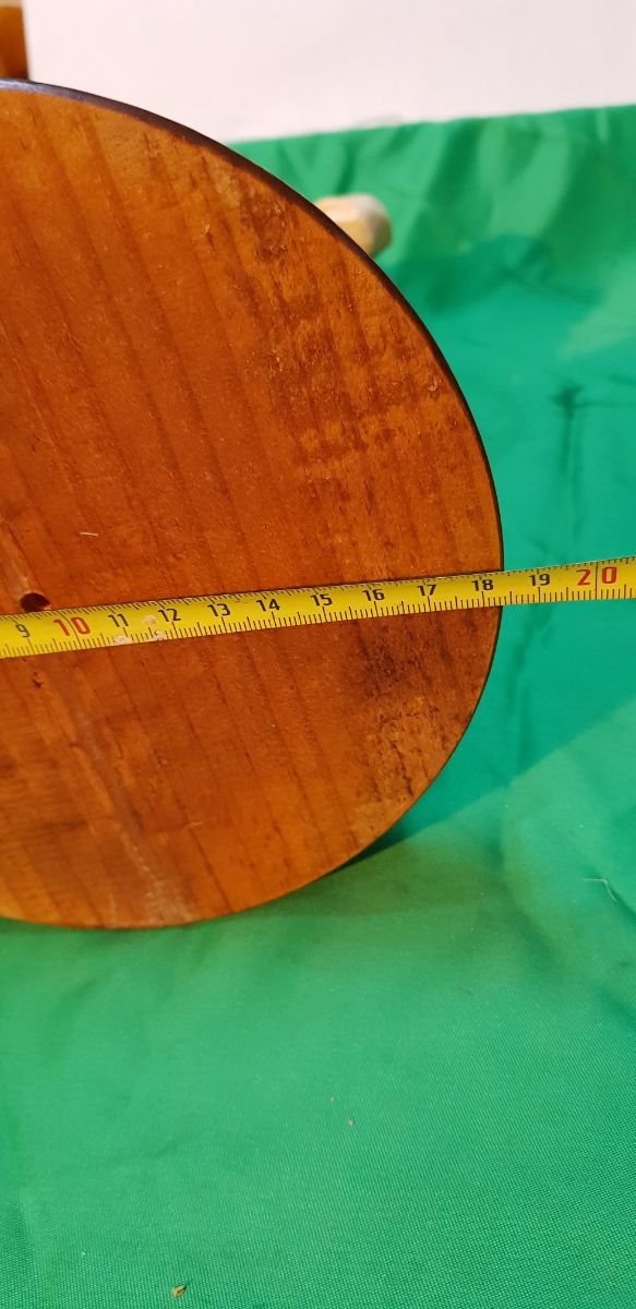 Figura cerámica de hombre pintada a mano