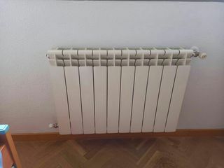 Reparación de radiador y llaves de calefacción.