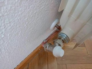 Reparación de radiador y llaves de calefacción.