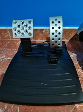 volante pedales ferrari