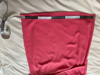 Vestido de escote asimetrico