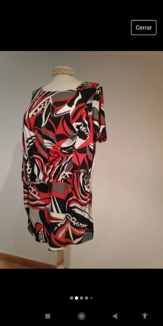 Blusa de licra con fruncido lateral 