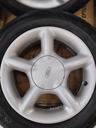 Llantas Ford 15" 4x108