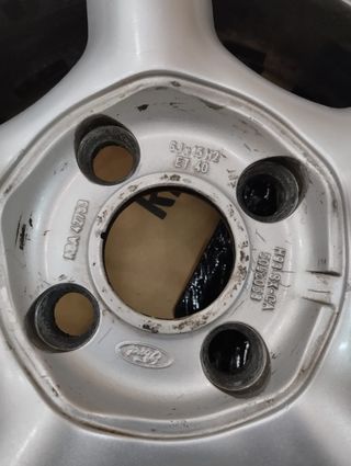 Llantas Ford 15" 4x108