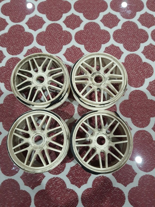 Llantas originales Thunder Tiger EB-4