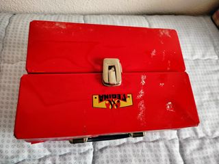 Máquina de coser antigua Regina