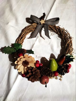 GHIRLANDA NATALE (Frutta e Pigne)