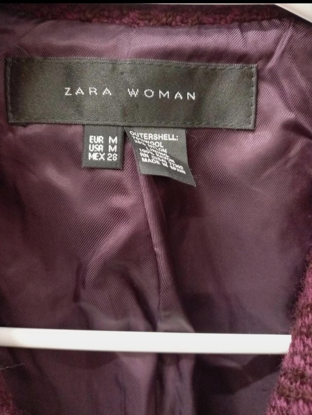 Abrigo de Zara
Talla.M
