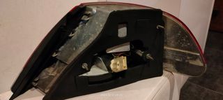 PILOTO TRASERO IZQDO BMW E65 E66 63217164735
