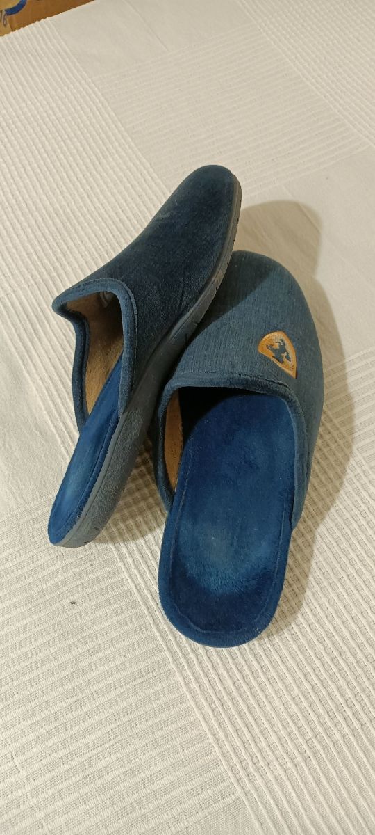 Zapatillas de estar por casa NUEVAS