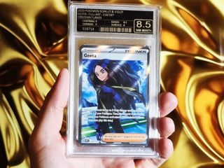 Carta Full Art de Geeta - Pokemon TCG