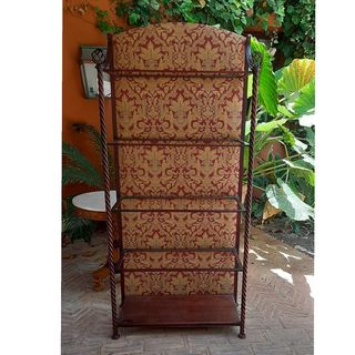 estantería vintage de hierro forjado y cristal 80s