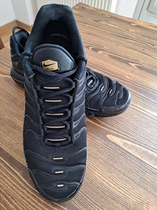 Nike tn n°45 de segunda mano por 45 EUR en Guadalajara en WALLAPOP