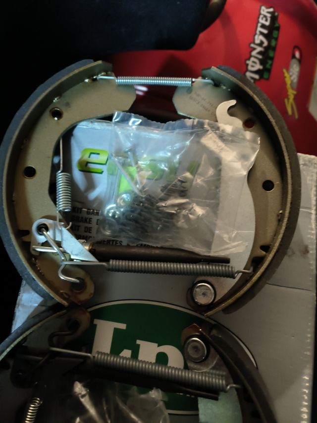 Vendo kit zapatas premontados corsa A