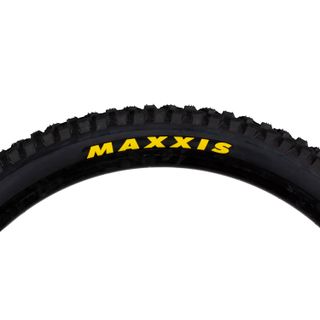 Cubierta MAXXIS Assegai EXO 27.5"x2.5 " + llanta