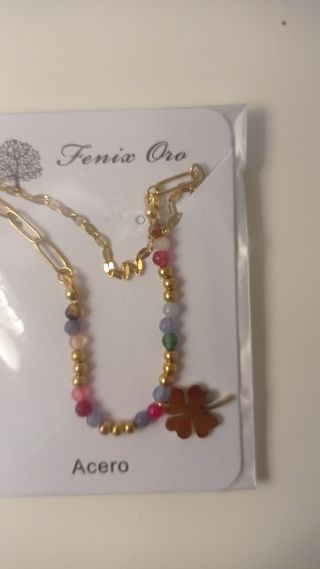 Collar y pulsera de acero