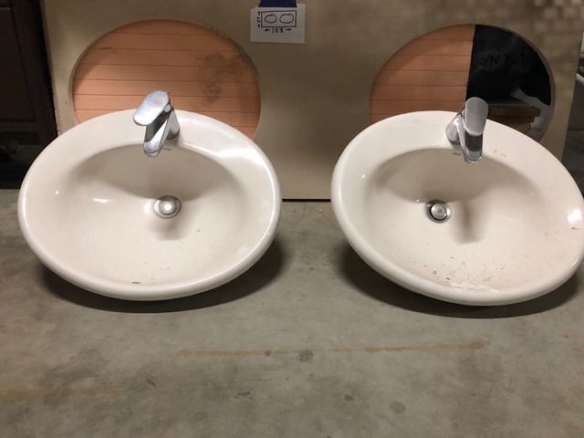 doble encimera de marmol aseo