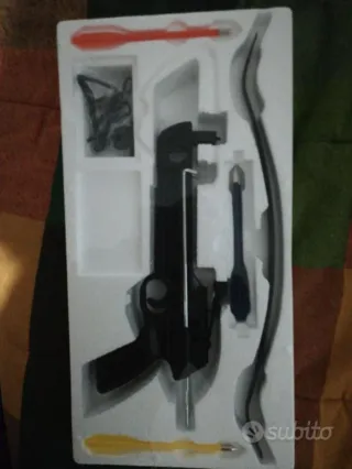 Coltello e balestra arco vedi foto
